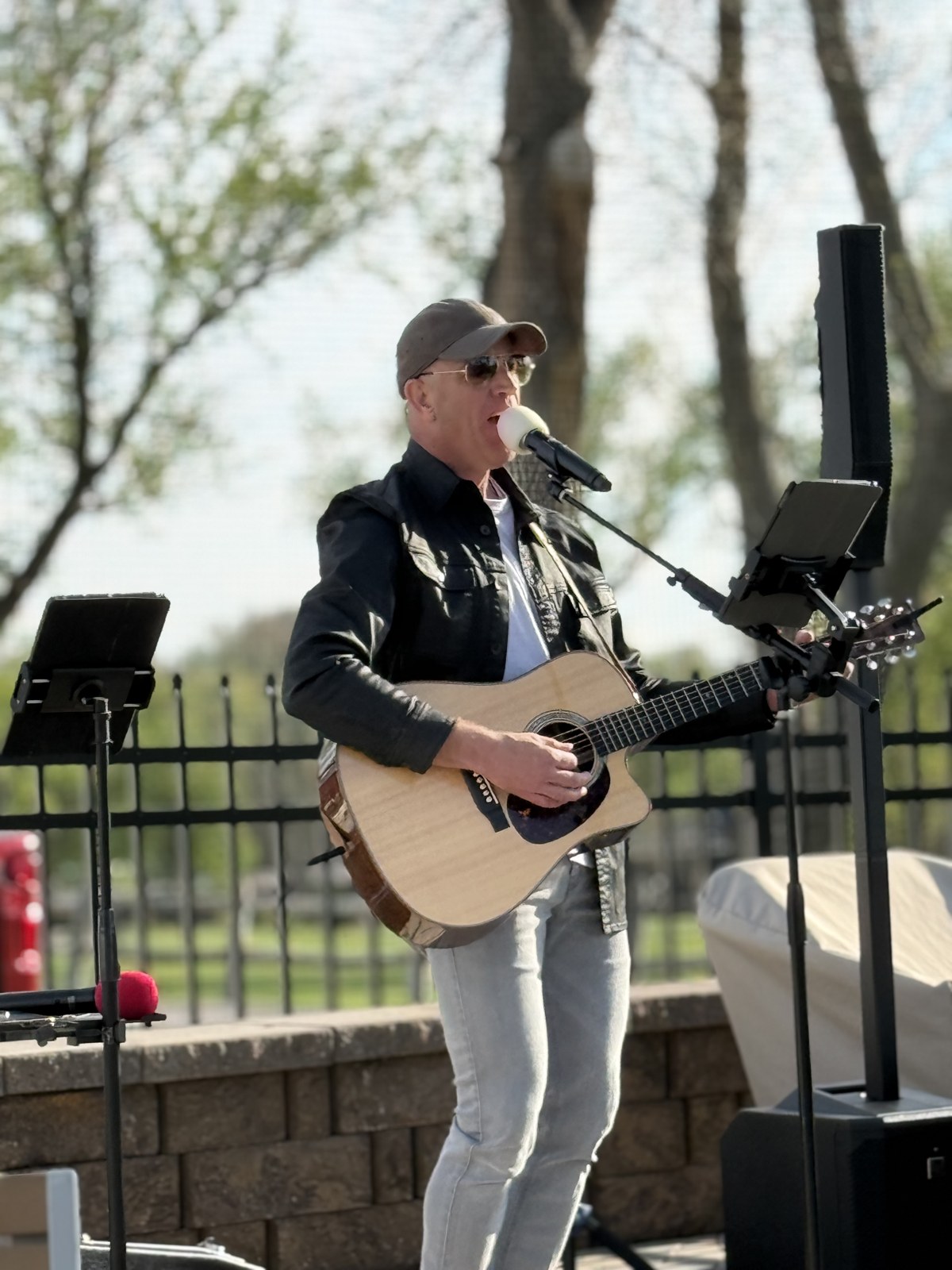 Acoustic Affair photo 4